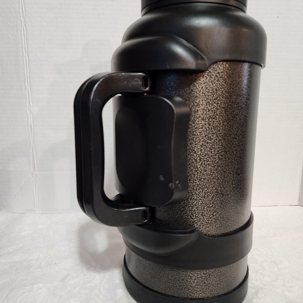 TAL Stainless Steel Zeus Water Bottle 3 Liter, Black - Picture 3 of 9